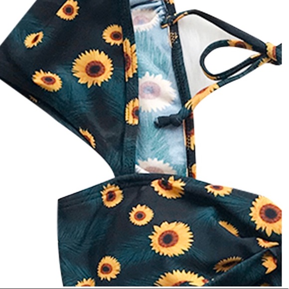 SOLD OUT - Picture 4 of 6